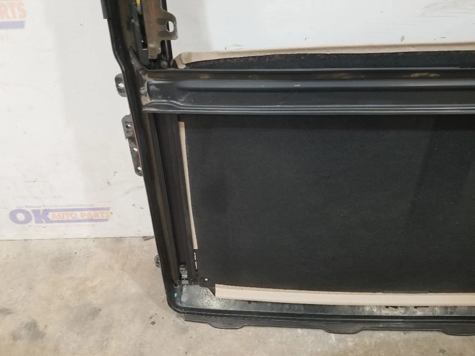 96 1996 TOYOTA LAND CRUISER SUNROOF TRACK AND FRAME TESTED GOOD Foto 3 de 4