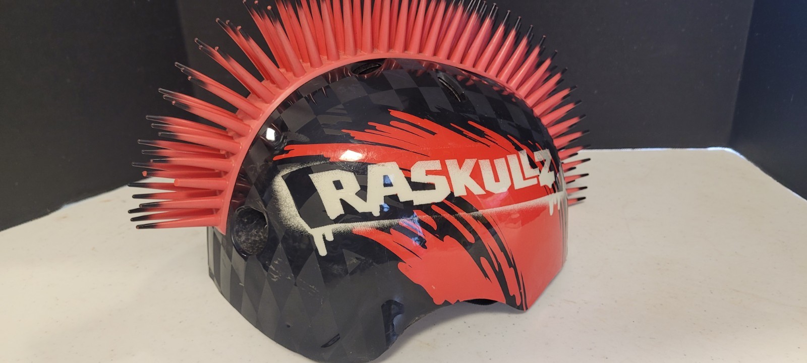 Raskullz Hawk Helmet Black & Red Mohawk 