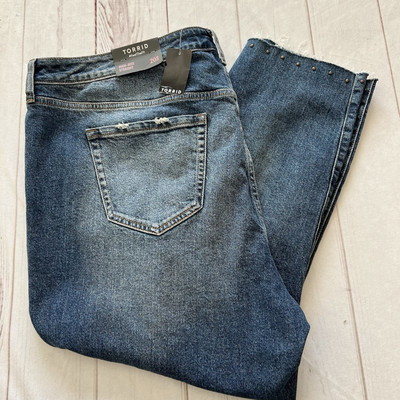 NWT Torrid Women High Rise Straight Distressed Ankle Button Fly Jeans 20 Curvy