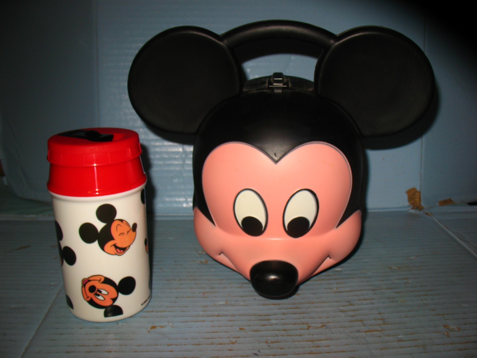 Kit W/ Original Thermos By Aladdin