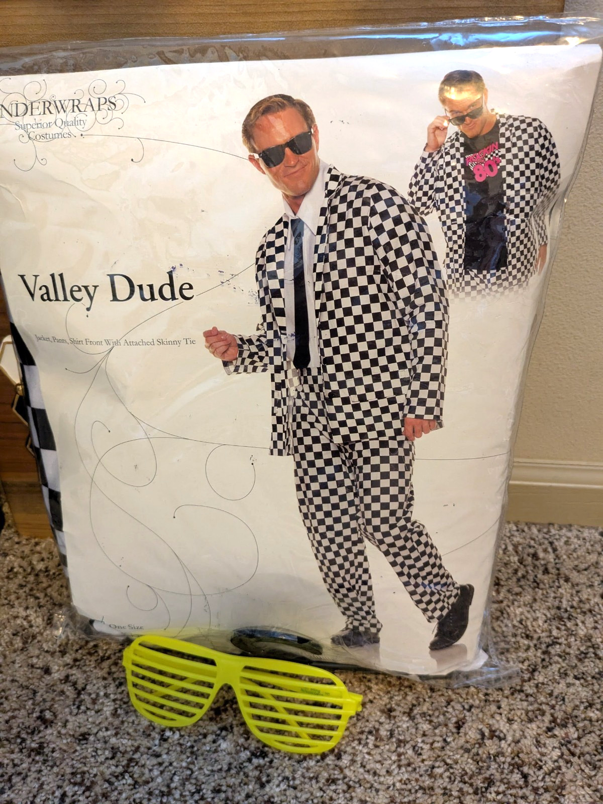 80s Valley Dude Checkered Black & White Suit +"shirt"/tie Un