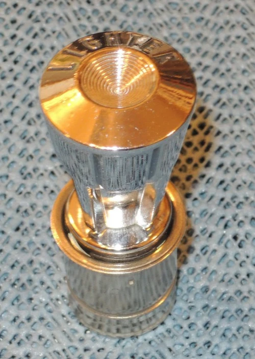 Nuevo de Lote Antiguo 1963 1964 Dodge 330, Dart, Polara, encendedor de cigarrillos original OEM Foto 4 de 4