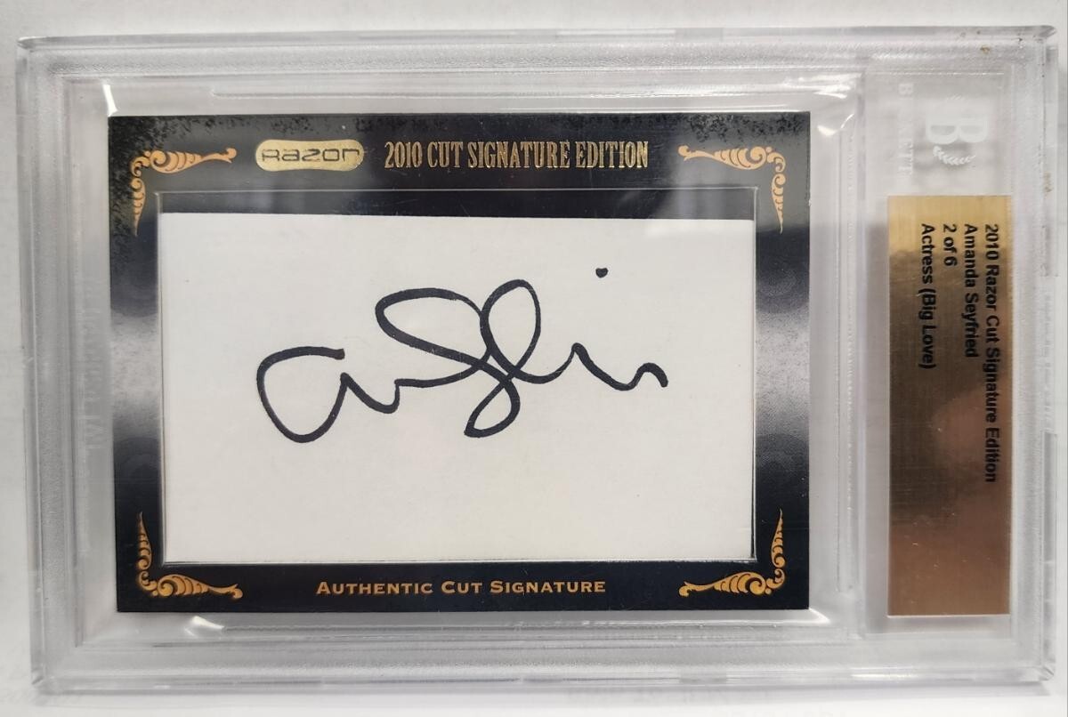 AMANDA SEYFRIED 2010 Razor CUT SIGNATURE AUTOGRAPH Auto #'d 2/6