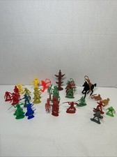 Mixed Size Lot Of Cowboys And Indians With Horse And Totem Pole 34 Pieces