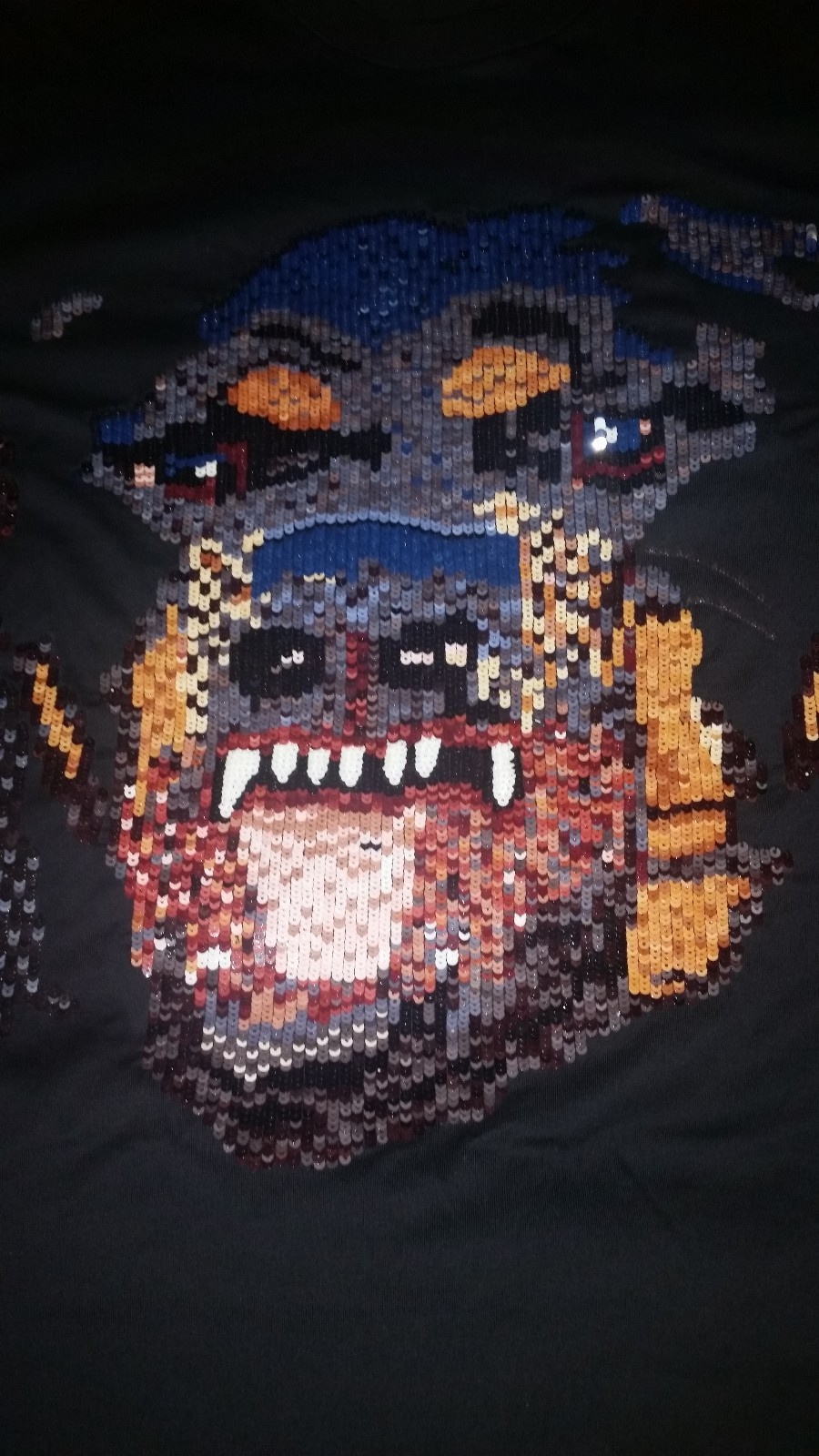 Givenchy Sequin Rottweiler T-shirt (as worn by Kendall Jenner) size M BNWT, rare image 6