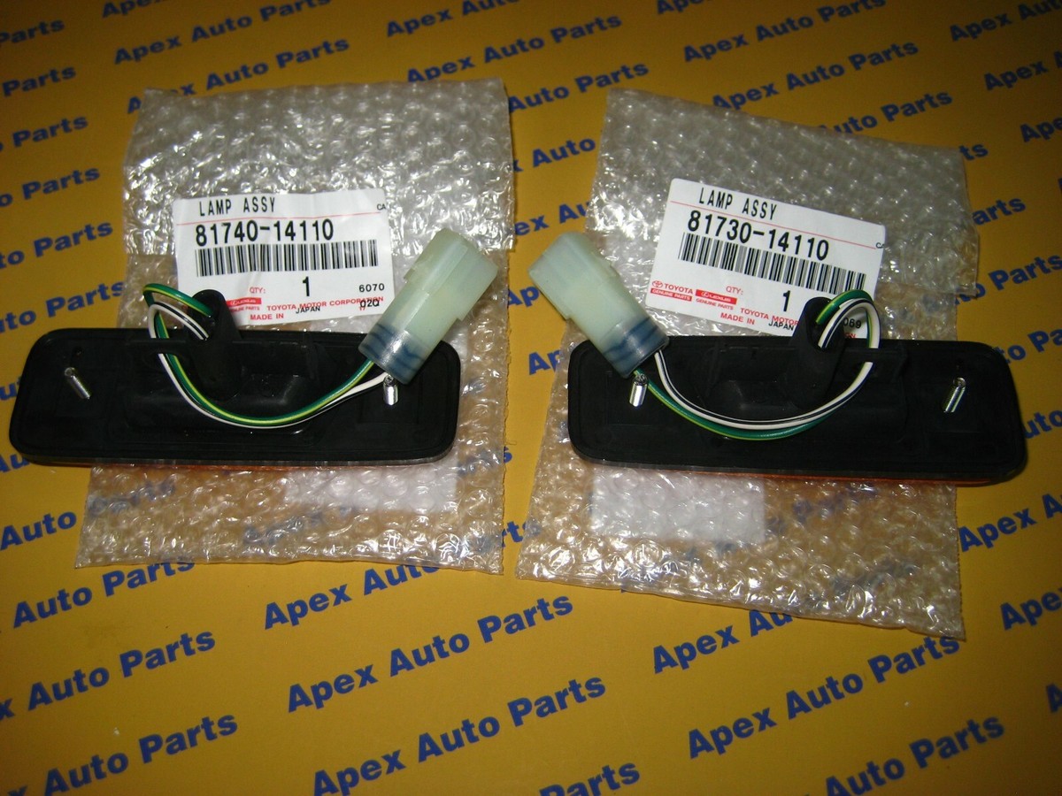 Toyota Pickup Celica Land Cruiser Tercel Front Side Marker Light