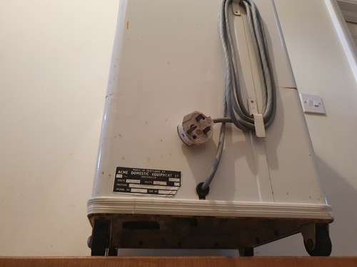 Vintage 1950s Acme Spinner Washing Machine Laundry Dryer for Film Prop - Picture 7 of 12