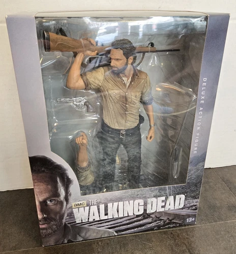 NEW 2014 THE WALKING DEAD 10” DELUXE ACTION FIGURE RICK GRIMES MCFARLANE TOYS