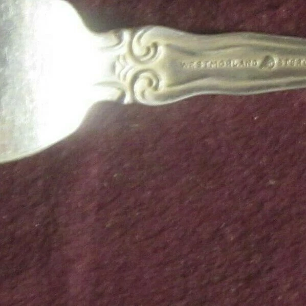 Cuchara para servir Sterling Westmorland George & Martha 8 1/8" 67 g sin monograma Foto 4 de 4