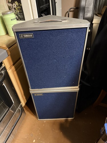 Pair Of Vintage Yamaha Es90 Speakers