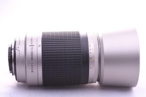 Nikon Nikkor 70-300mm G Zoom Lens GREAT CONDITION Silver