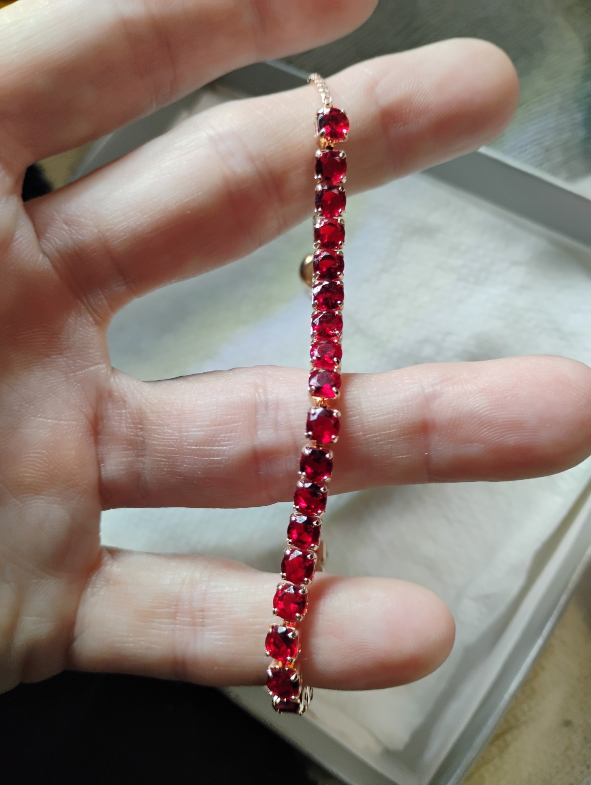 Beautiful Adjustable Red Rhinestone Bracelet - image 8