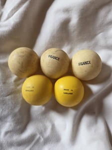 VINTAGE! FRANCE AND ENGLAND TABLE TENNIS BALLS 