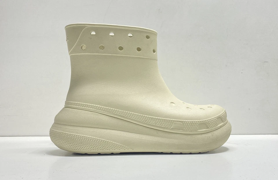 Crocs Men's Classic Rain Boot 208602 Beige EVA Pull-On US Size 8 - Image 3 of 4