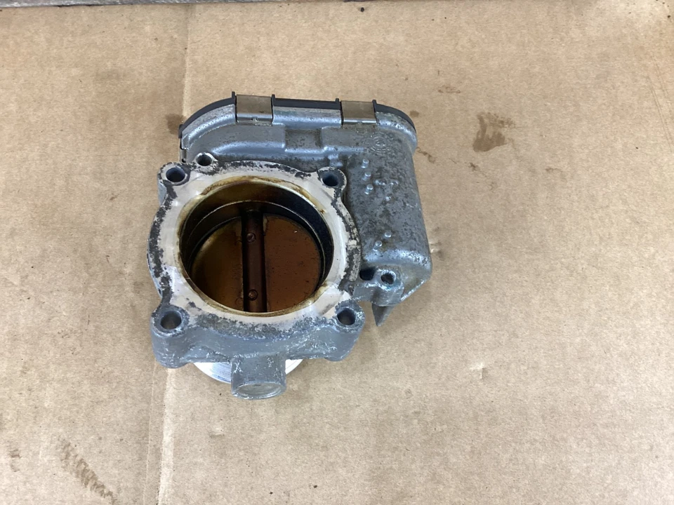 2013-2018 Volkswagen Jetta Throttle Body Assembly 0280750590 OEM - Image 2 of 4