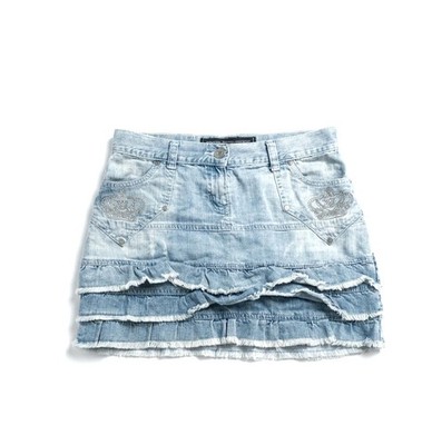 Victoria Beckham x Rock & Republic Denim Minirock mit Rüschen
