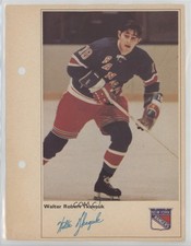 1971-72 The Toronto Sun NHL Action Players Photos Walt Tkaczuk 1t8