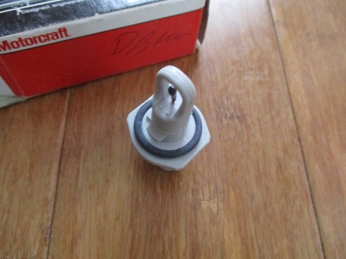 NOS Motorcraft DY-720 Air Charge Temperature Sensor F5AZ12A697A Ford Crown Vic - Picture 2 of 6
