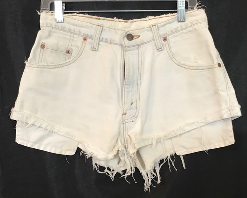 Levi Shorts Off White Bleached Denim 