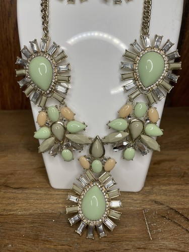 Anna And Ava Necklace And Earring Set Pale Green 24” Necklace - Picture 2 of 5