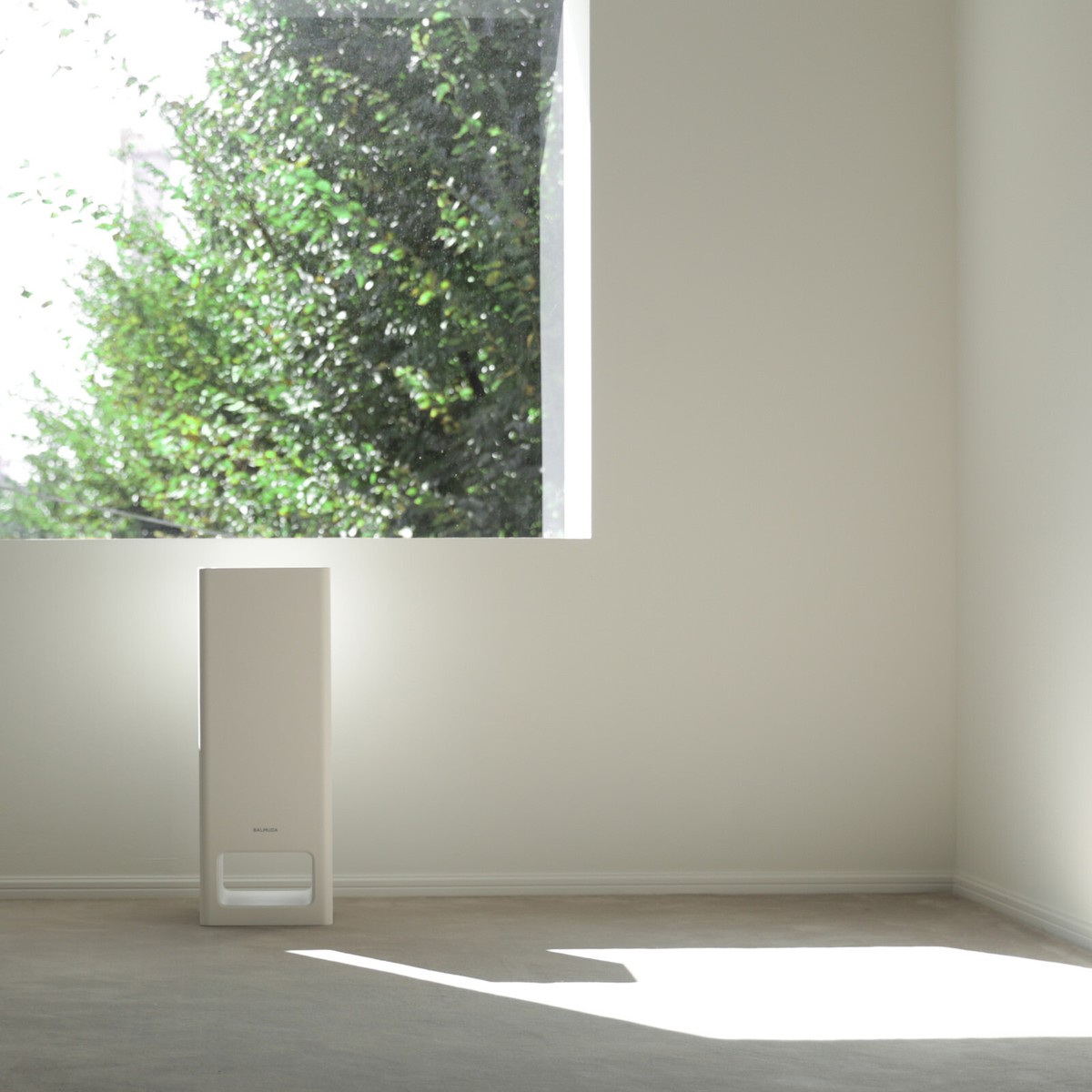 BALMUDA The Pure Air Purifier WHITE 1,800gal/minute A01A-WH BALMUDA The Pure Air Purifier WHITE 1,800gal/minute A01A-WH