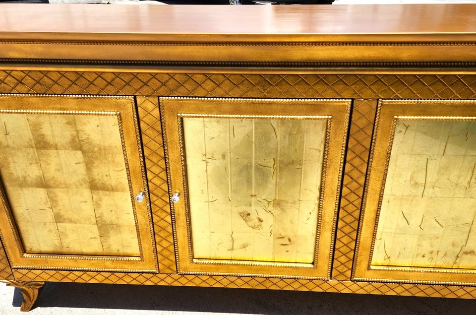 Aparador Buffet Hoja Dorada Oro Barra Credenza Gabinete Hecho a Medida 95" Foto 4 de 4
