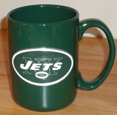 NFL NEW YORK JETS green ceramic coffee MUG w/pewter emblem 14 oz. NEW ...