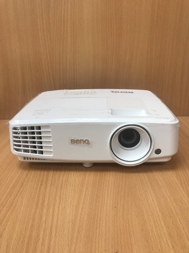 benq ms524 svga hdmi digital projector brand new!