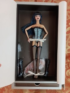 Fashion Royalty Doll | eBay