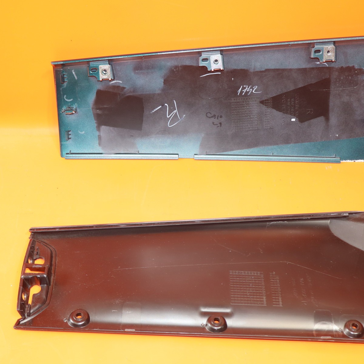 McLaren Artura 2023-2025 Right Quarter panel trim P/N 16AF315CP