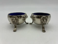 Vintage Silver Plate / Cobalt Blue Salt Cellars Lions Heads Claw Foot Set Of Two
