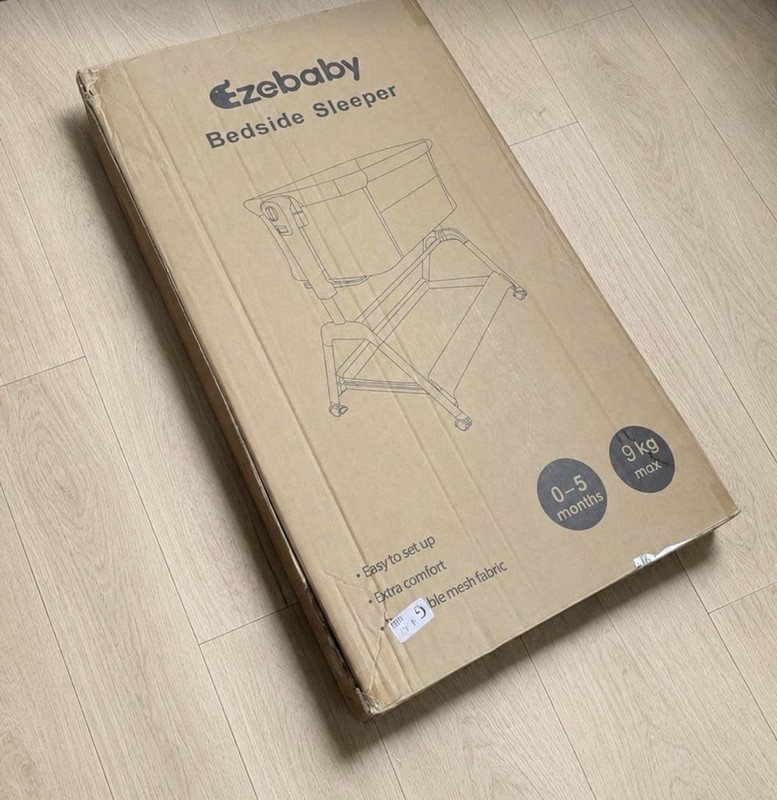 Ezebaby Bedside Sleeper Bassinet Beige/White, Mesh, Height Adj, Wheels