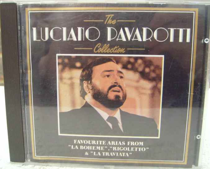 MUSIC CD ALBUM The Luciano Pavarotti Collection