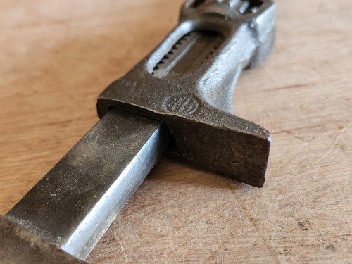 International Harvester 9-1/4" Monkey Wrench Hammer Head Vintage IHC 2-E Works - Picture 23 of 24