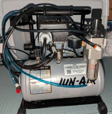 GAST JUN-AIR 1104360 LUBRICATED PISTON TANK SYSTEM, 3-4 W/ F+R, 120V/60HZ