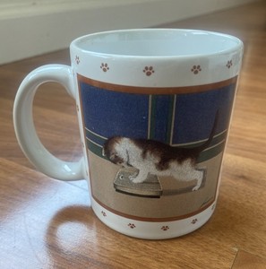 Vtg 1989 Lowell Herrero Vandor Japan Mug Brown & White Cat on Scale Good Used