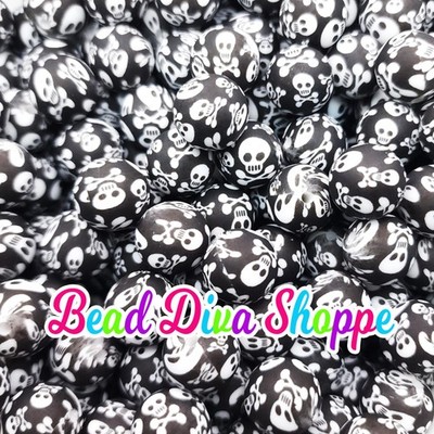 Set of 10 - 15mm - BLACK / WHITE SKULLS - Round Silicone Beads for Diy and