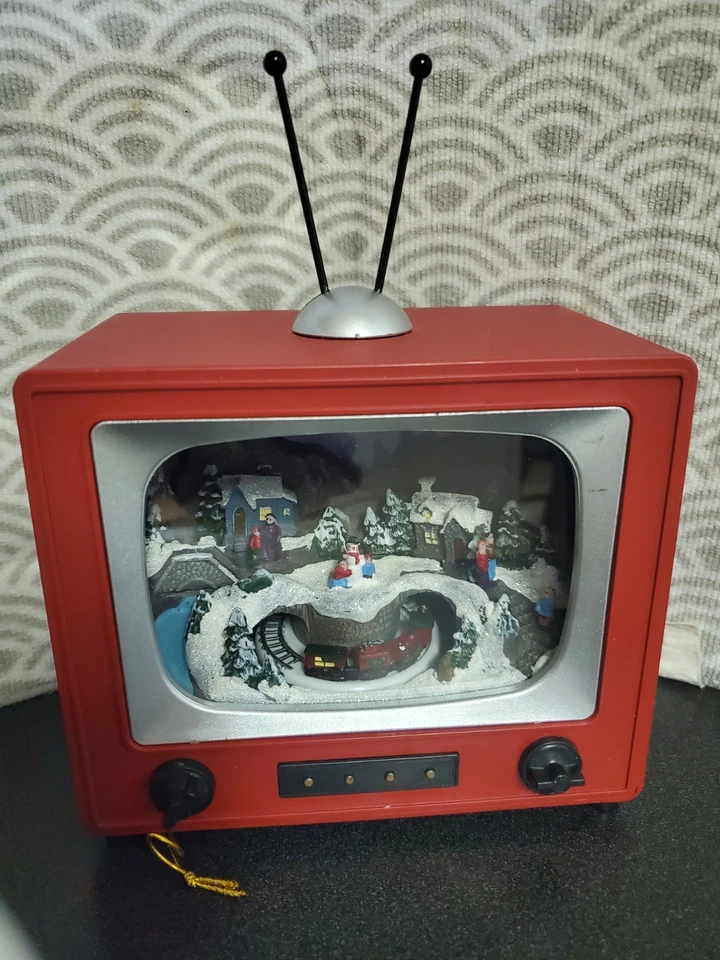 Vintage Red Retro TV Animated Train Ornament - Image 1 of 4