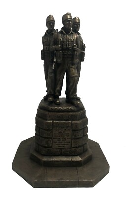 Spean Bridge Commando Memorial (11'' Bronze) - Royal Marines - Commando Soldat