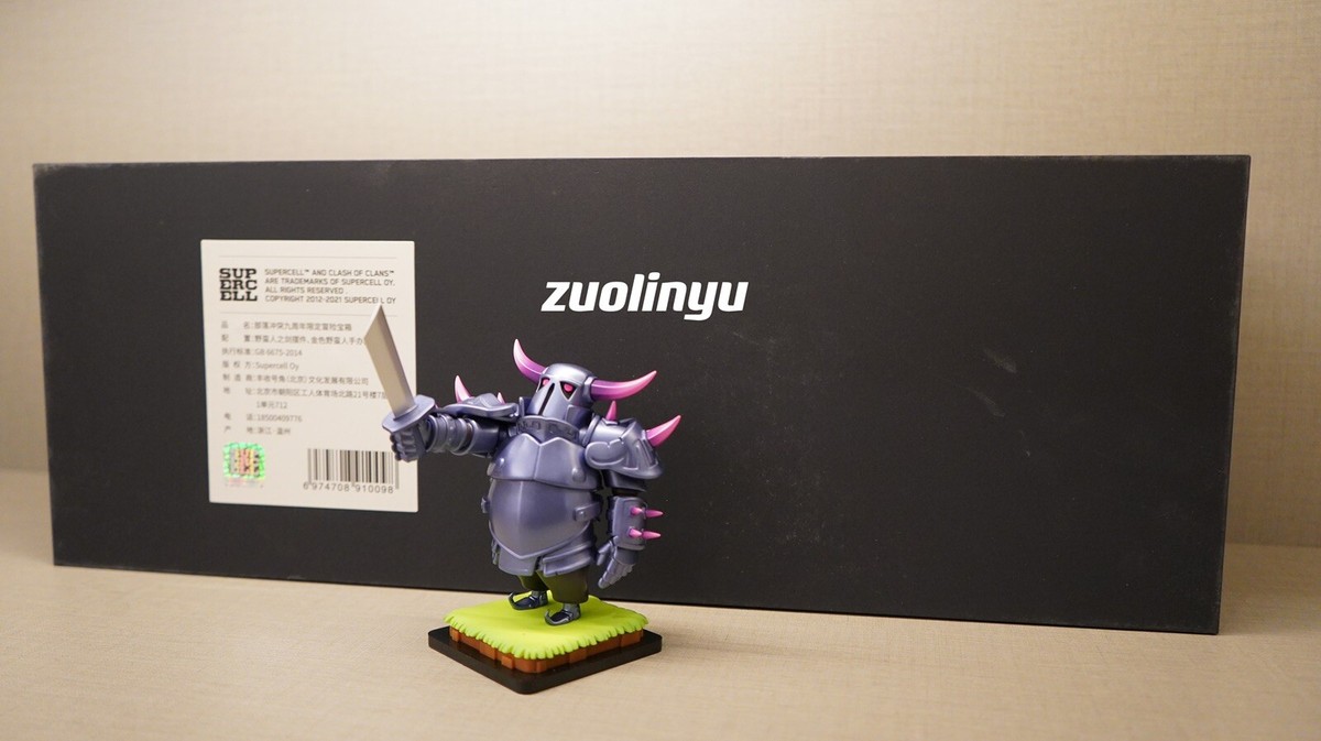 Supercell Clash of Clans 9th Anniversity Adventure Limited Box Set