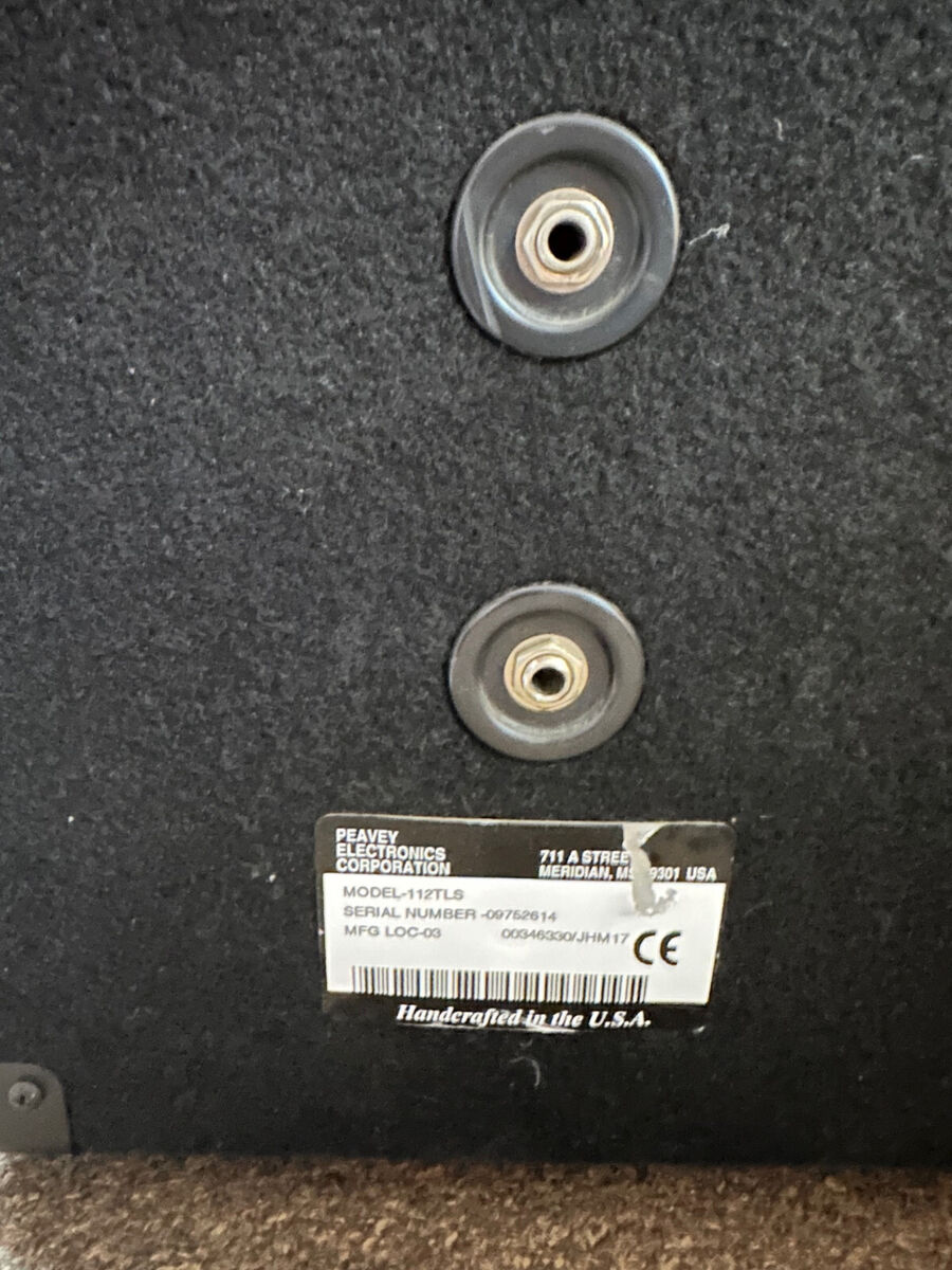 Used Peavey Electronics Monitor Speakers Set of 2 112TLS Used Peavey Electronics Monitor Speakers Set of 2 112TLS