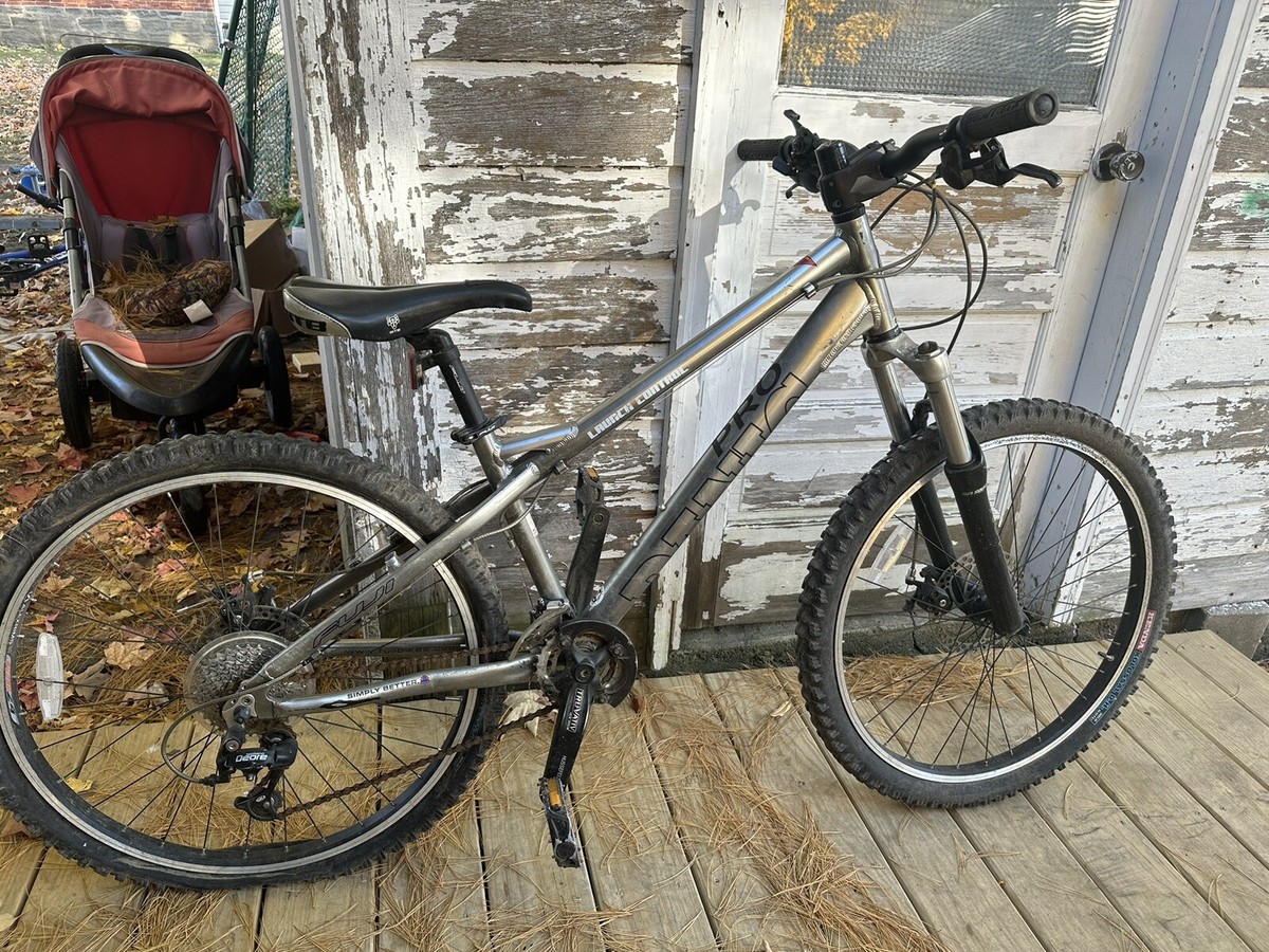 Fuji Panic Pro Mt Bike