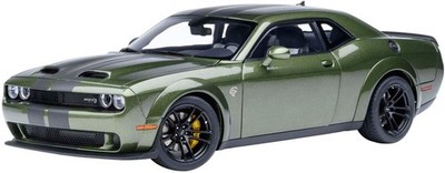 AUTOart 1/18 Dodge Challenger SRT Jailbreak 2022 (Metallic Green) #71761