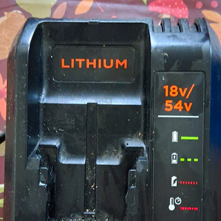 BLACK DECKER Lithium Battery Charger BDC2A Type 1 18V/54V Black