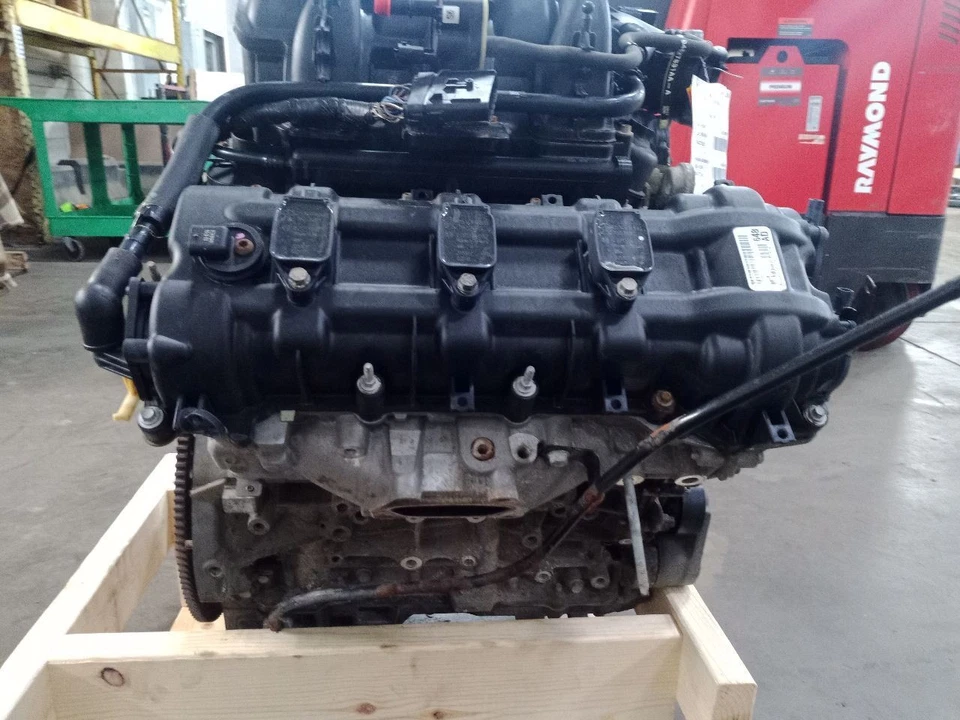 Engine / Motor Assembly 2016 Ram1500 Sku#4272655 Foto 2 de 4