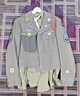 WWII US ARMY 3rd DIVISION 30th INFANTRY MEDIC IKE JACKET AND SHIRT