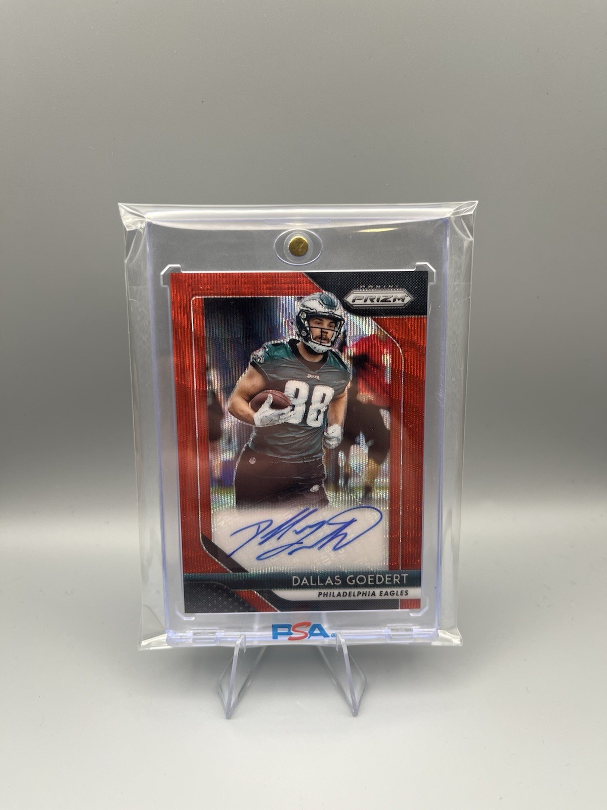 Dallas Goedert 2018 Panini Prizm Red Wave Rookie Auto #RA-DG /199