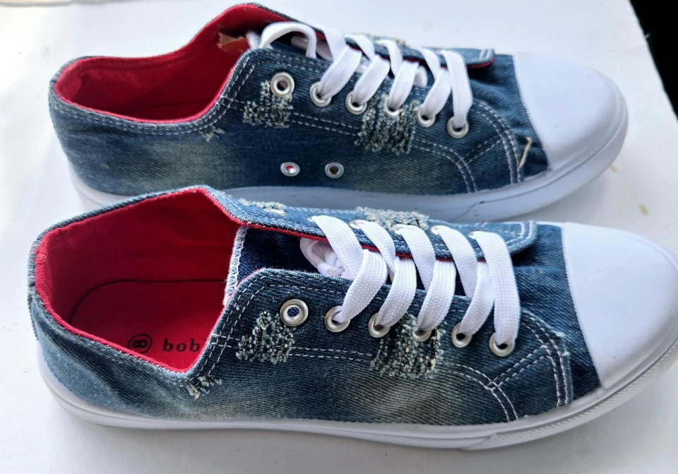 Zapatillas planas Bobbie Brooks talla 8 de mezclilla envejecida con cordones para mujer Foto 2 de 4