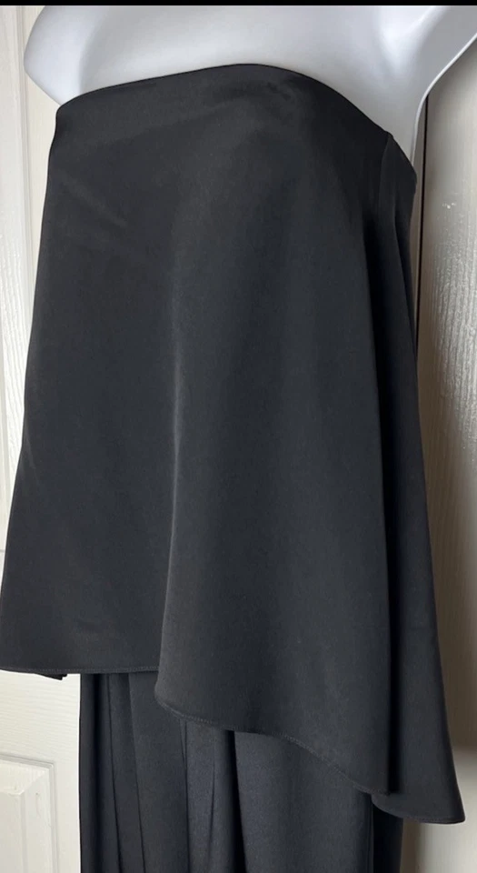 Mono TIBI Sin Tirantes Negro En Capas 100% Seda Elegante Bolsillos Cónicos para Piernas Talla 4 Foto 3 de 4