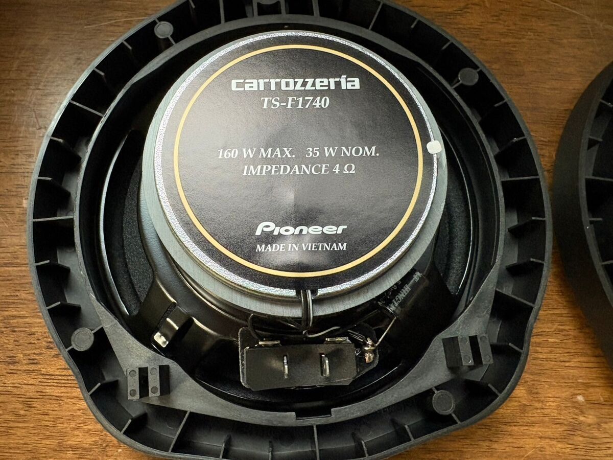 PIONEER Carrozzeria TS-C1746S 17cm Custom Fit Speaker PIONEER Carrozzeria TS-C1746S 17cm Custom Fit Speaker